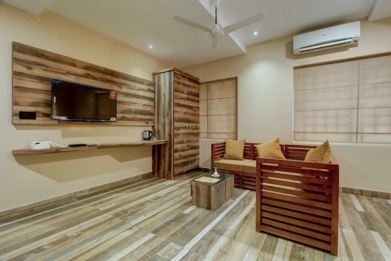 Laxman Residency Mangalore Hotel Kulurkudru ภายนอก รูปภาพ
